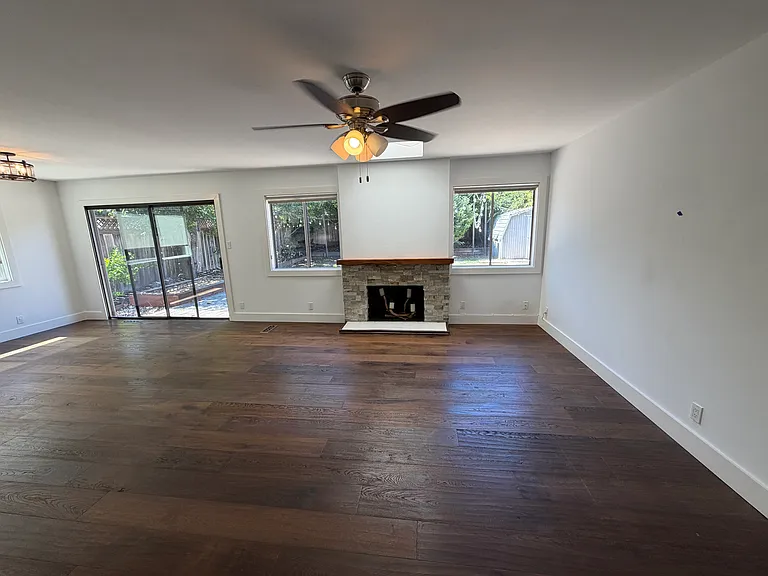 149 San Carlos Way — Photo 8