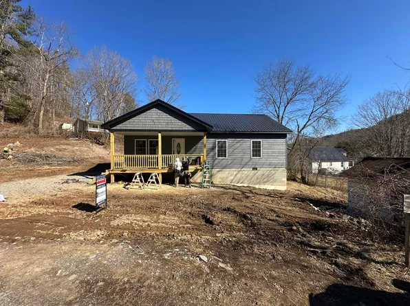 148 Pine Gap Rd, White Sulphur Springs, WV 24986