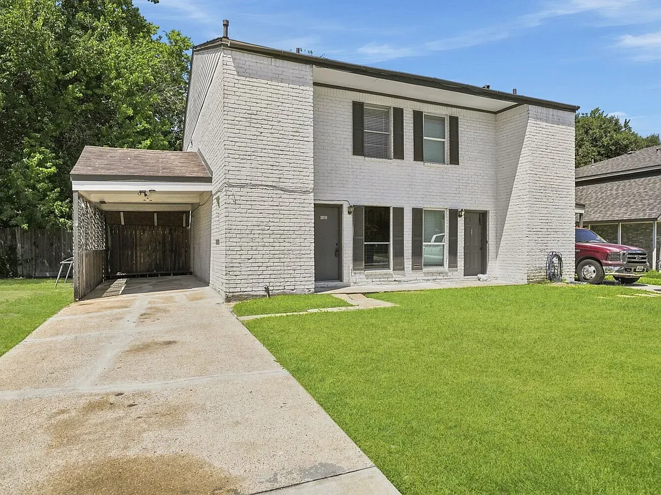 4605 Orange Cir N