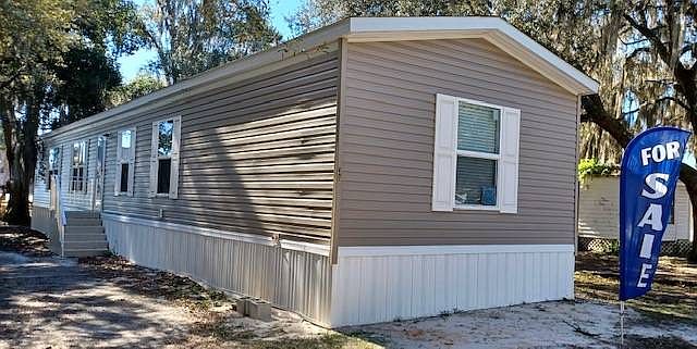 1st image of 3801 Saint Johns Ave #38