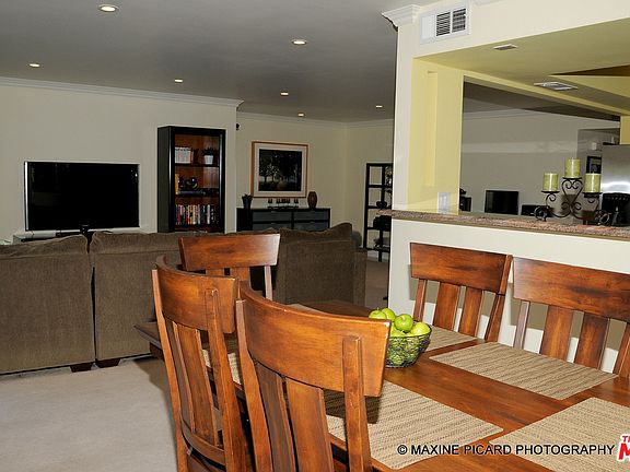 5th image of 6760 Hillpark Dr APT 406