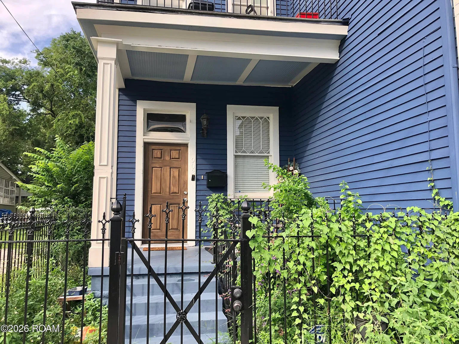 3 bed, 2.0 bath, 1350 sqft, $2,400 — Photo 3
