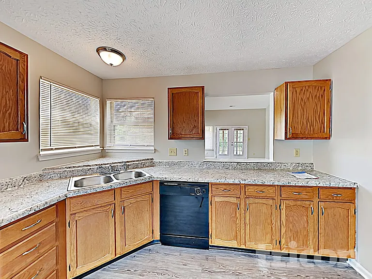 4830 Countrybrook Ct — Photo 9
