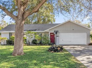 411 Cherry Tree St, Eustis, FL 32726