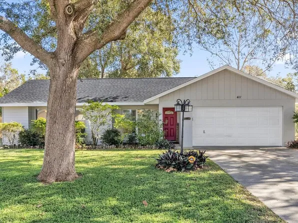 411 Cherry Tree St, Eustis, FL 32726
