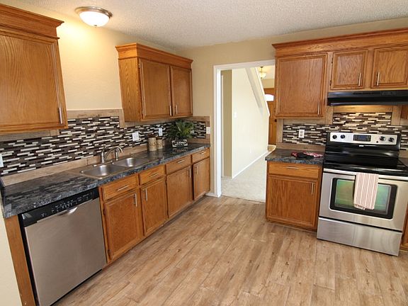 3rd image of 2301 Purser Dr