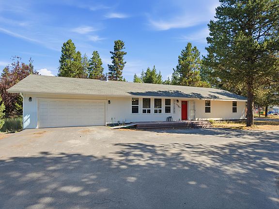 2nd image of 15956 Mountain View Ln