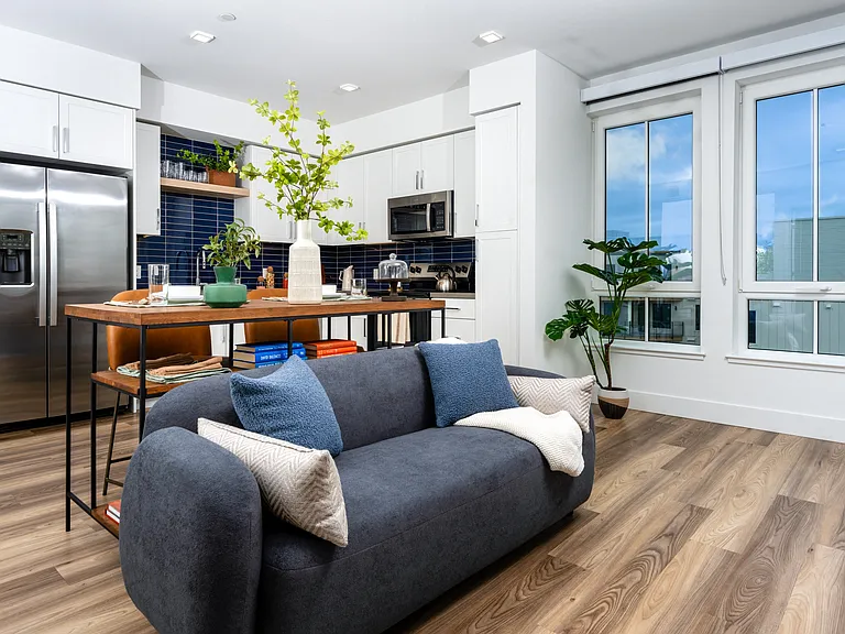 Alwell Apartments — Photo 16