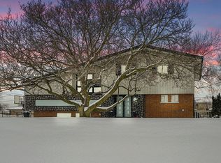 9130 S 86th Ct, Hickory Hills, IL