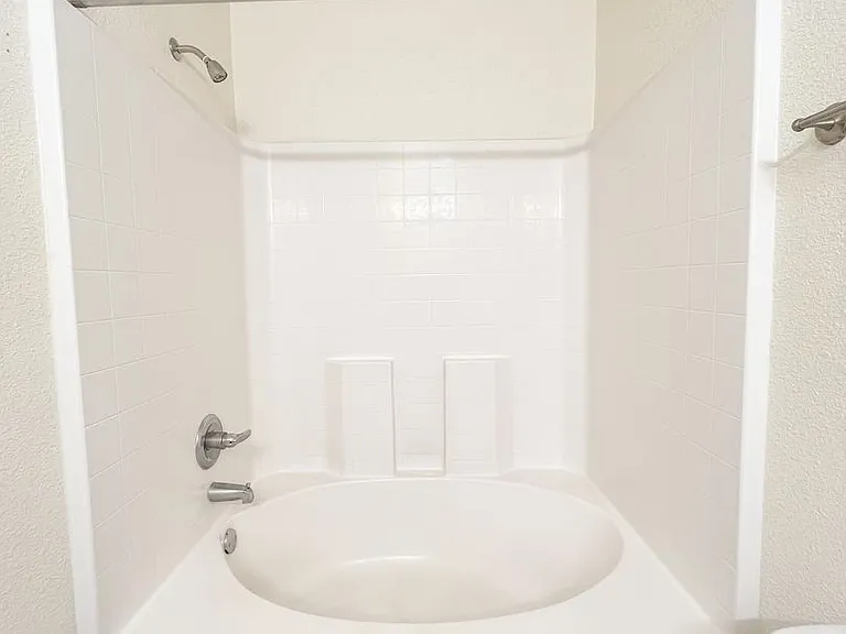 3808 John Chisholm Loop — Photo 23
