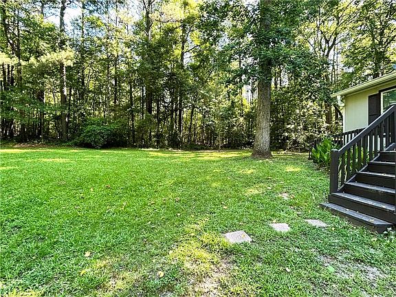 3rd image of 1503 J D Walton Rd