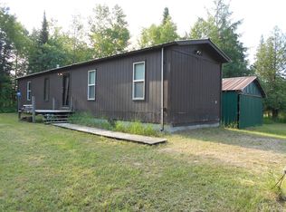 2192 N County Road 432, Gulliver, MI 49840