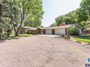 26704 481st Ave, Brandon, SD 57005