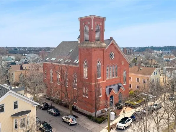 10 East St APT 13, Providence, RI 02906