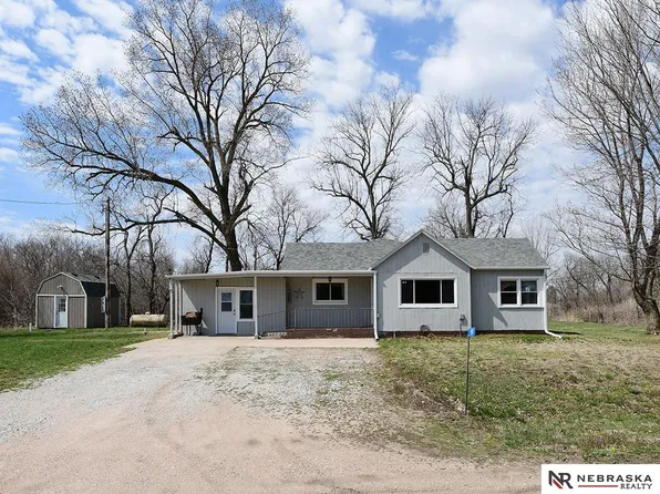 597 406th Rd, Beaver Crossing, NE 68313