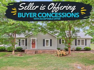 171 John St, Harleyville, SC 29448