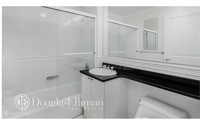 Rented by Douglas Elliman | media 8