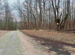 New Cut Ln, Cannelton, IN 47520