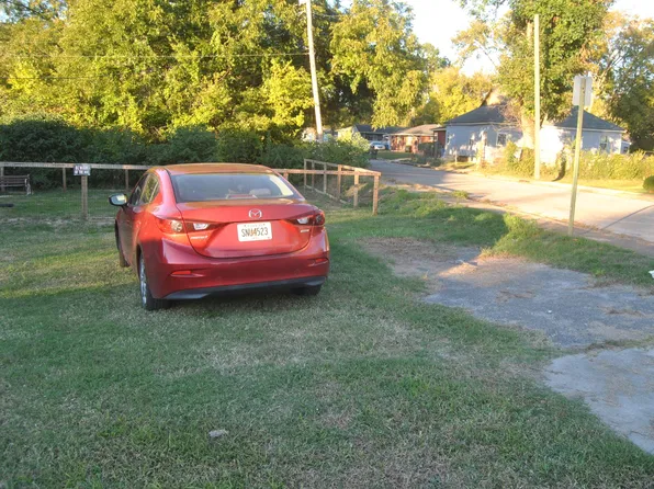 2123 Raulston St, Chattanooga, TN 37404