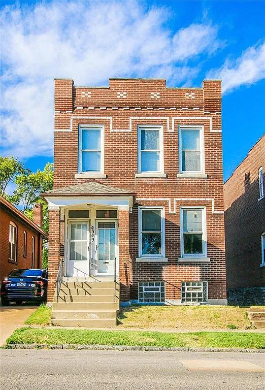 4349 Bates St — Photo 1