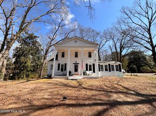 900 Beaman Street, Clinton, NC 28328