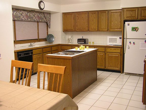 5th image of 1558 Picadilly Dr