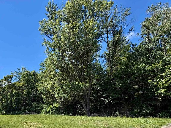 4th image of 517 Hoult Rd