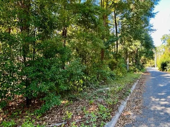 N Stewart St, Quincy, FL 32351