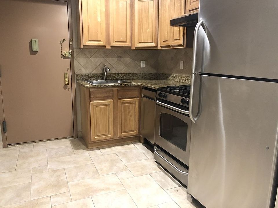 1st image of 3076 38th St APT 4A