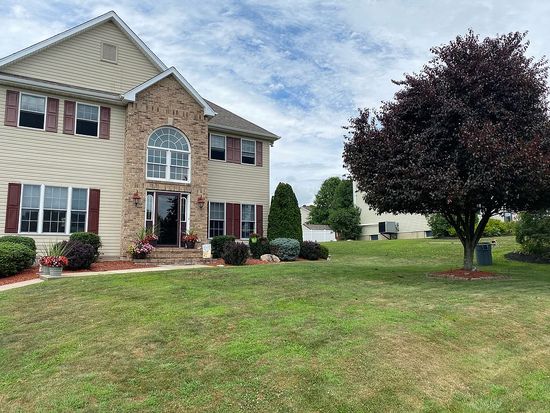 7 Cross Rd Drums Pa 18222 Zillow
