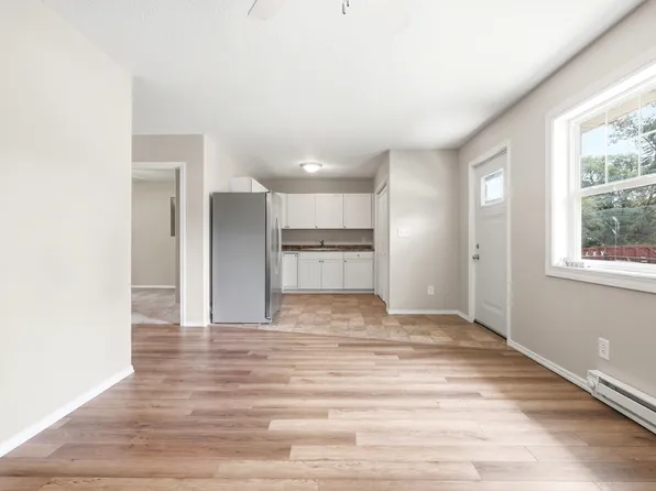 304 W Pine St, Pierceton, IN 46562