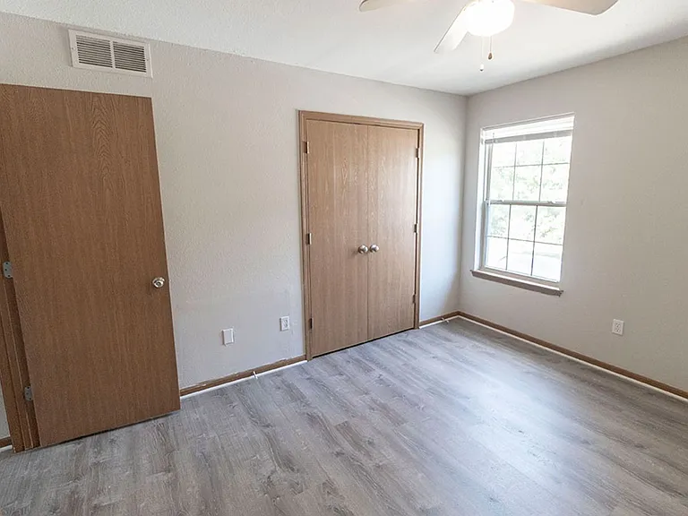1505-1507 Bodie Dr — Photo 30