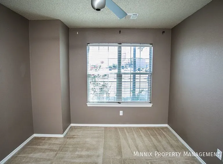 2101 Main St #1 — Photo 26