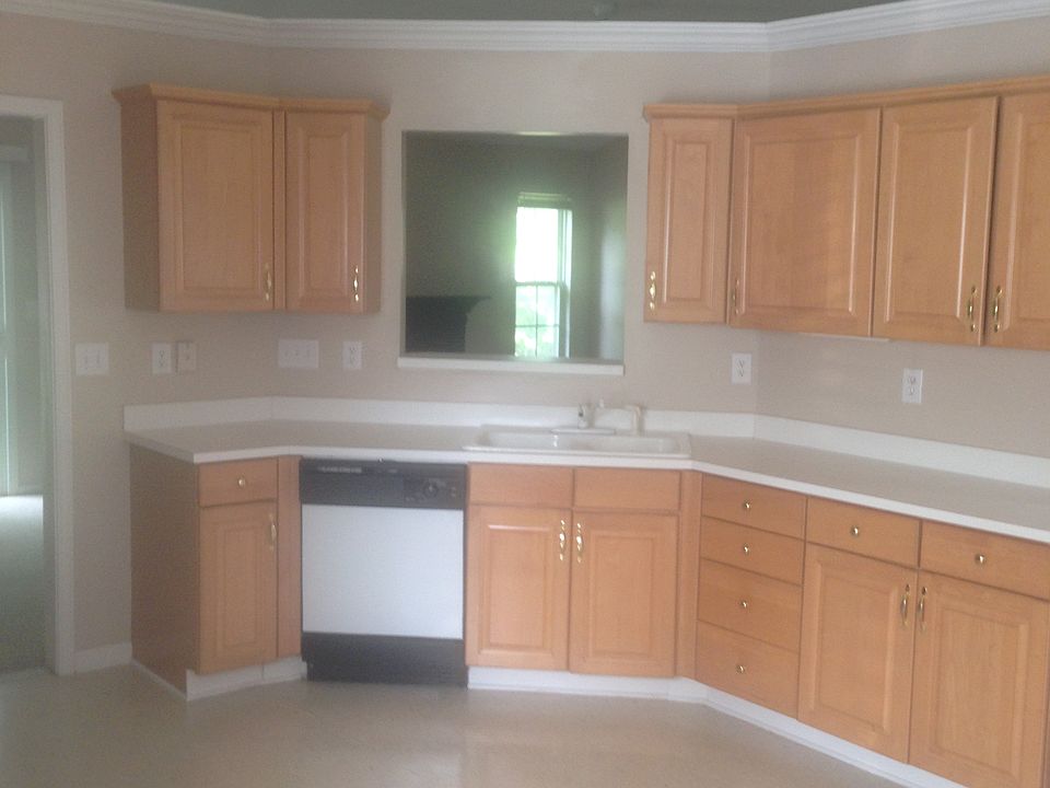 2nd image of 2803 Bricker Dr
