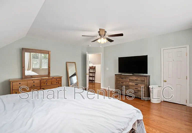 7221 South St — Photo 4