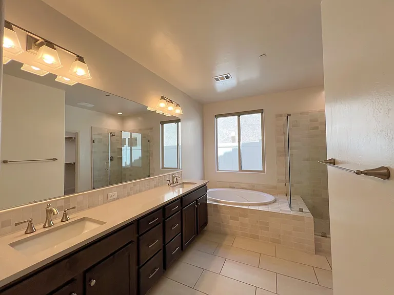 14305 Pemberley Passage Ave — Photo 13