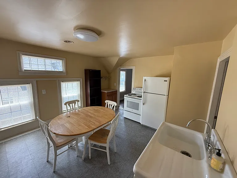 154 Murray St #2 — Photo 2