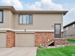 2529 Mose Ave #9A, Bellevue, NE 68147