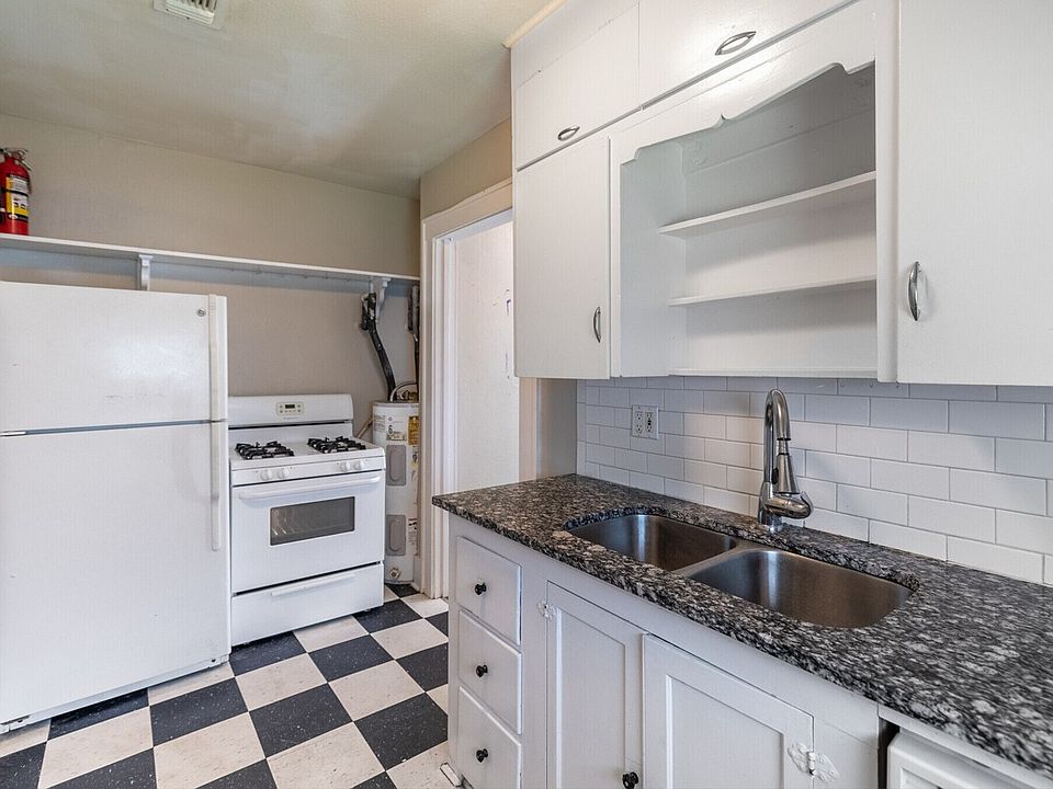 1st image of 301-311 W Leuda St #301A