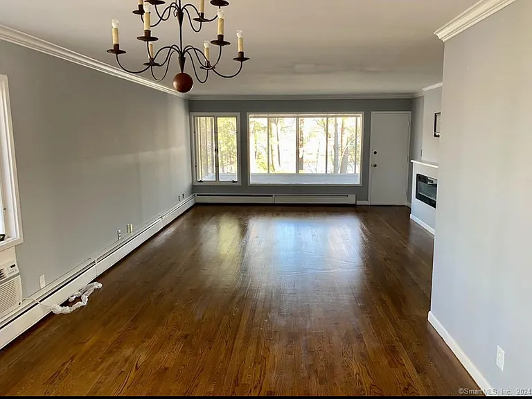 64 N Lake Dr #C2 — Photo 4