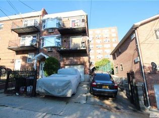 8709 164th St, Jamaica, NY 11432