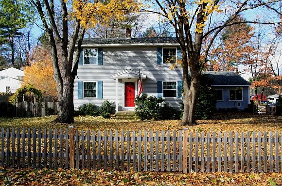 1st image of 4 Alice Dr