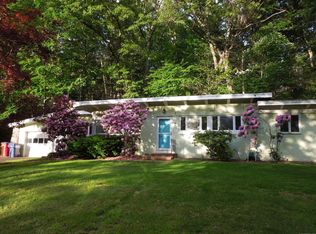 5 Laurel Rd, Guilford, CT 06437