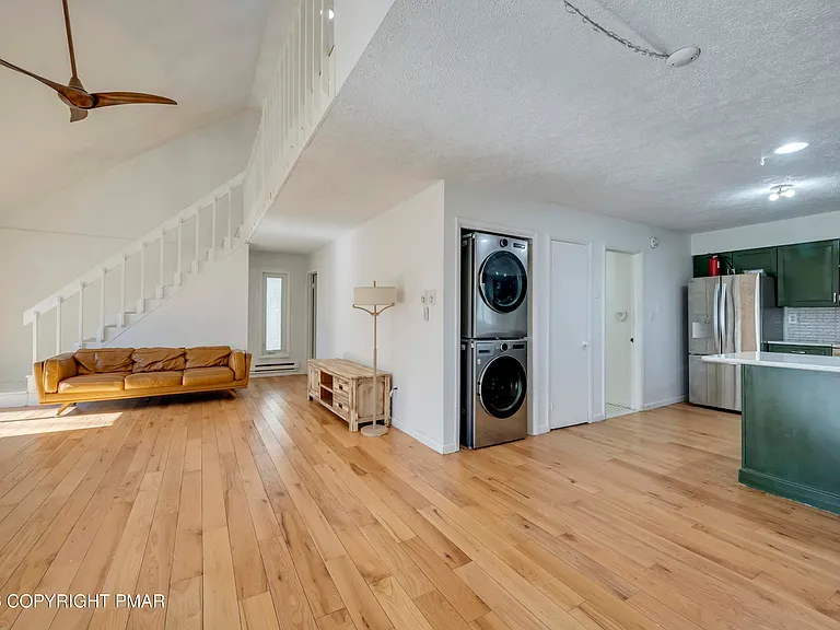 187 Bellingham Dr — Photo 15