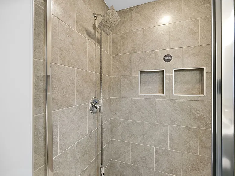 1401 Addison Lake St — Photo 28