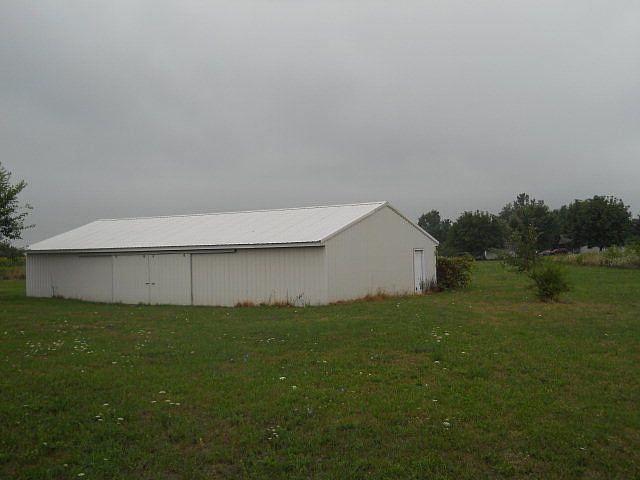 2nd image of 1085 Harding Hwy W