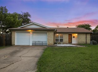2915 Laramie St, Irving, TX 75062