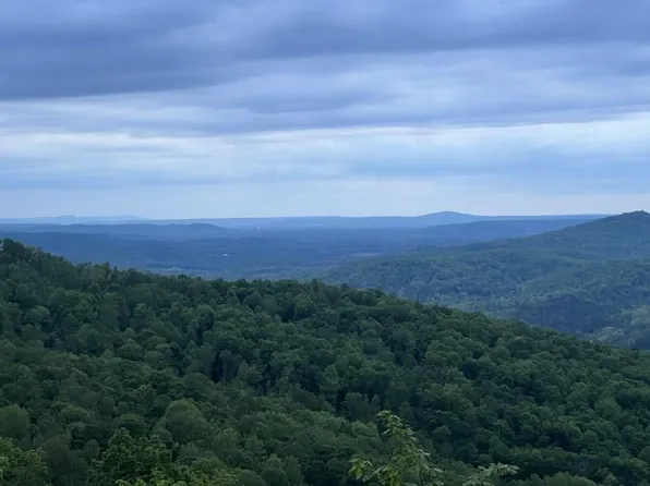 100 Westridge Trl, Monterey, TN 38574