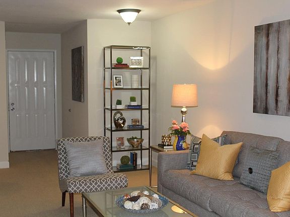 4th image of 1001 E Evelyn Ave Unit 132