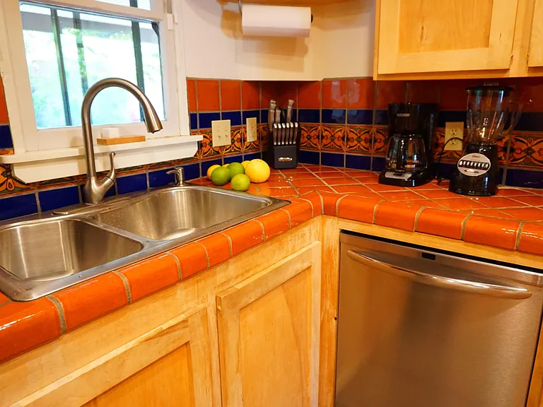 527 N Plaza Amigo — Photo 13